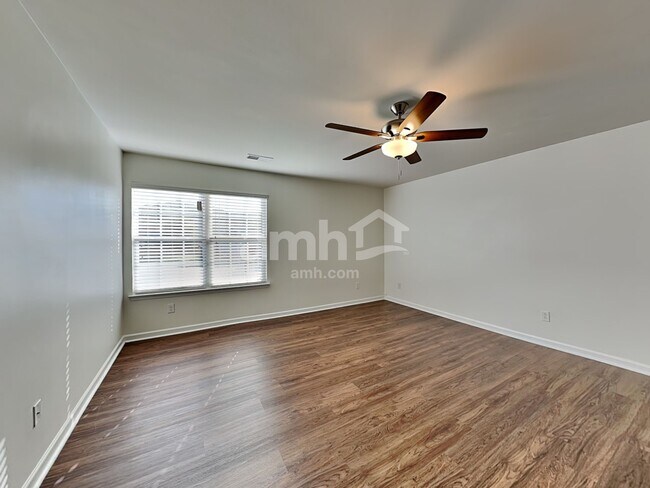 Building Photo - 304 Trout Valley Rd