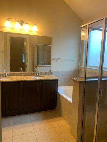 Building Photo - 5813 Fremont Dr