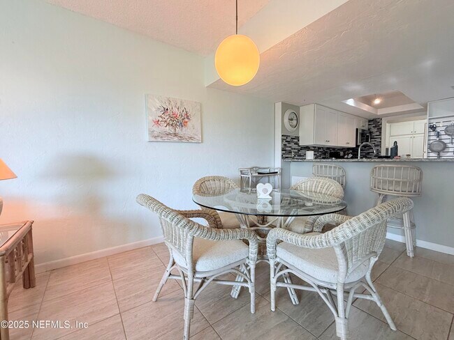 Building Photo - 5650-5A1A A1A S