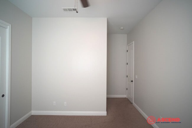 Building Photo - Breathtaking Home Off Calloway and Snow Rd!