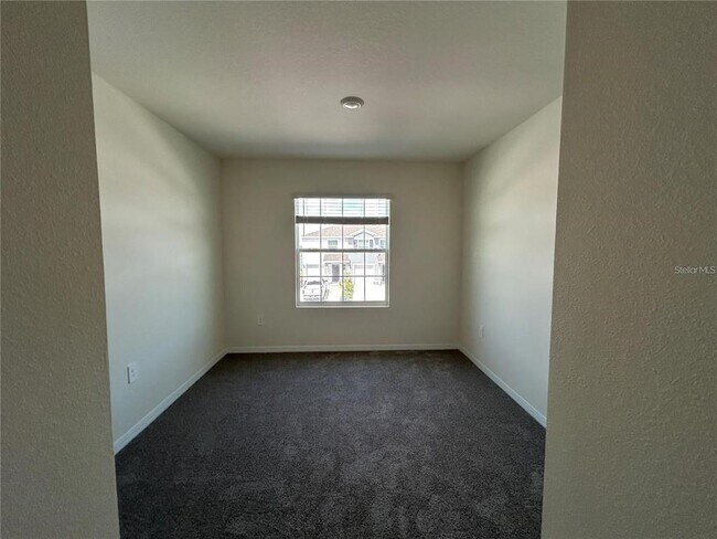 Building Photo - 17550 Crescent Moon Lp