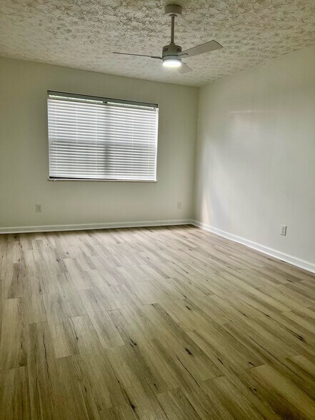 Bedroom 2 Basement - 610 Shadywood Ln