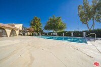 Building Photo - 43609 Stanridge Ave