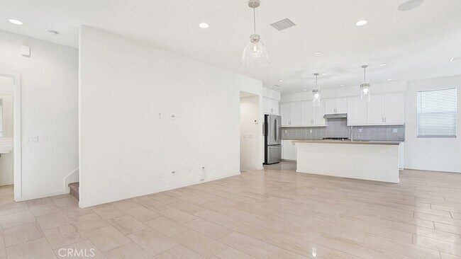 Building Photo - 137 Mirth