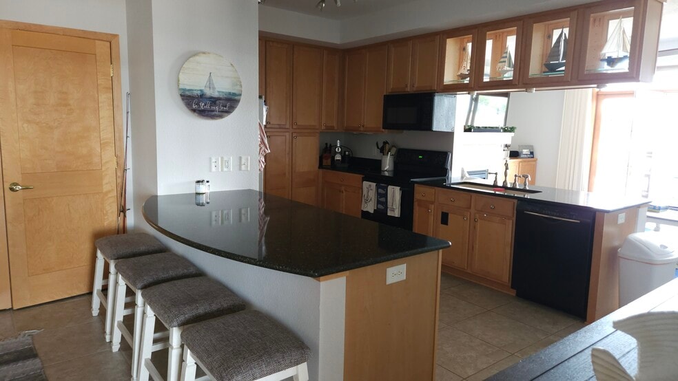 Kitchen Island - 101 S Washington St