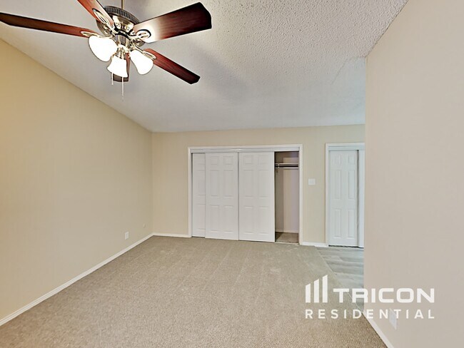 Building Photo - 2813 Whitehurst Dr