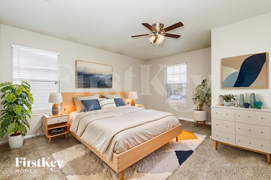 Building Photo - 10934 Moonlit Canyon