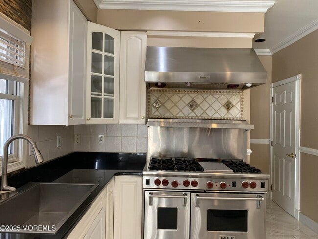 Building Photo - 41 Church Rd