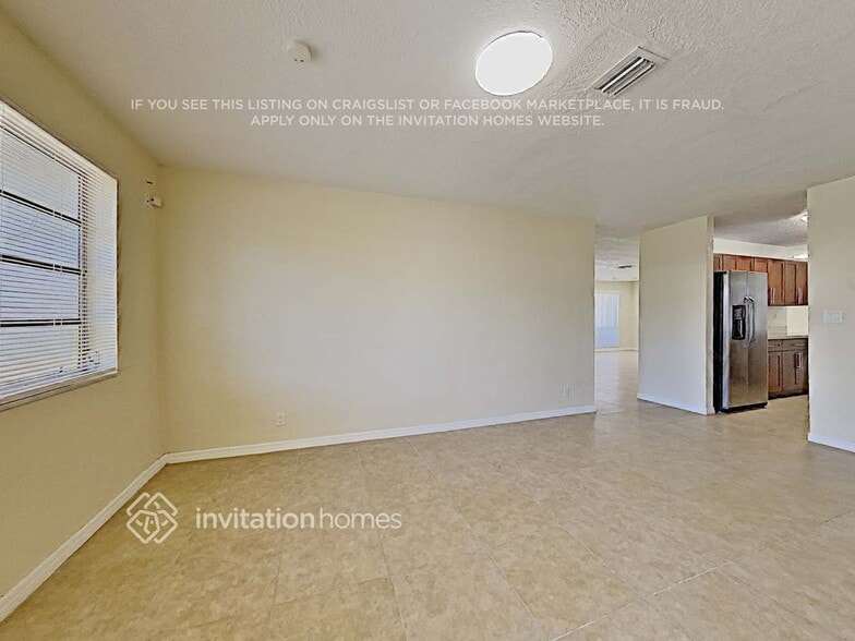 Building Photo - 6940 NW 5th Ct