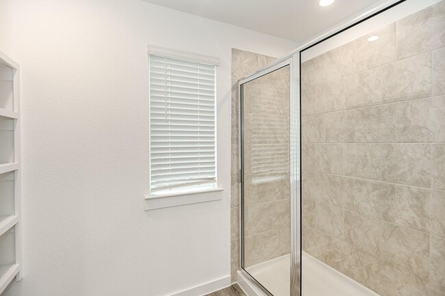 Building Photo - 2908 Crown Gate Dr