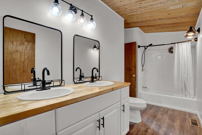 Building Photo - 15478 US-24