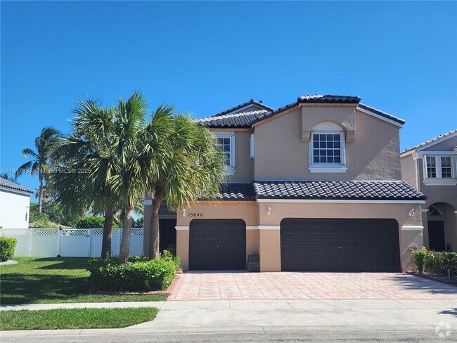 Building Photo - 15840 NW 16th Ct