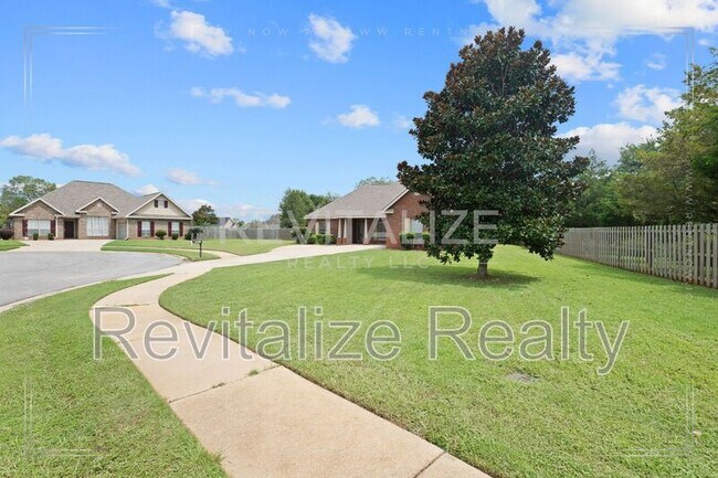 Building Photo - 11070 Courtland Ct