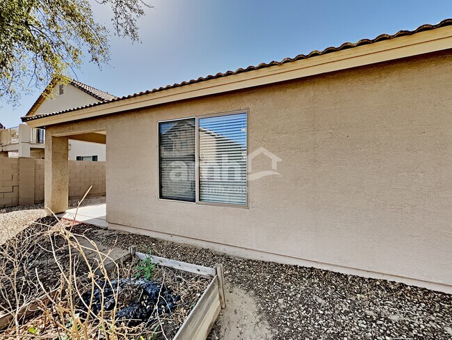 Building Photo - 10630 W Windsor Ave