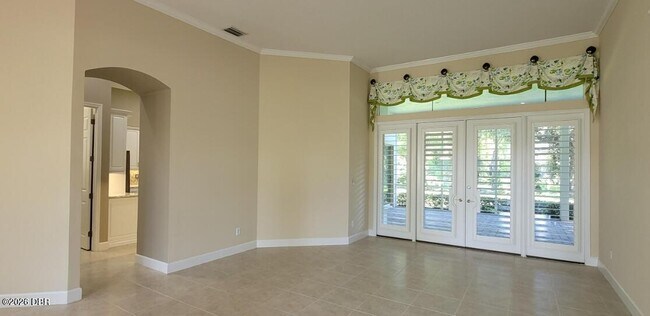 Building Photo - 802 Westwood Dr