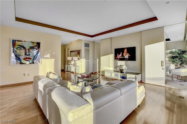 Building Photo - 3750 Las Vegas Blvd S