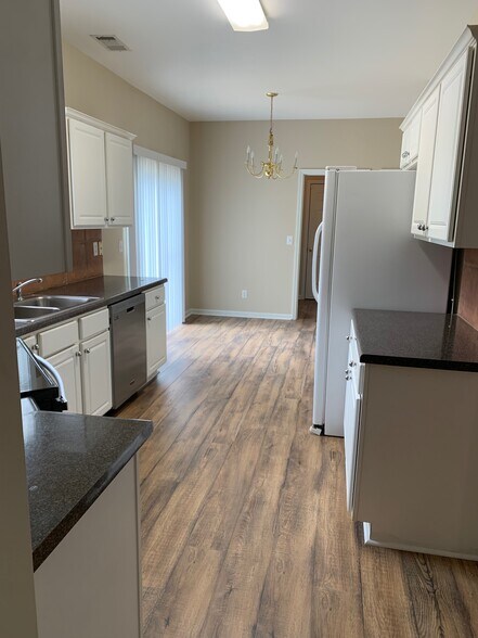 Kitchen - 1161 Misty Isle Drive