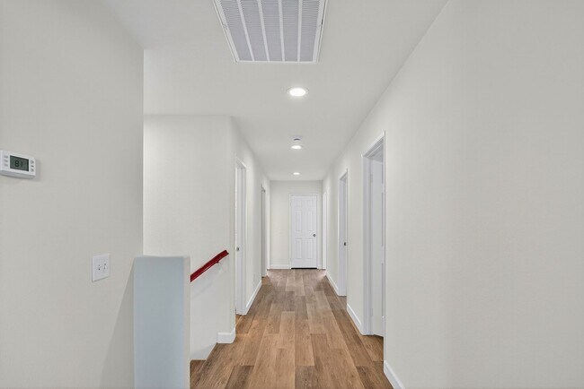 Building Photo - Most Desireable Neighborhood in Temecula  Eastridge by Redhawk