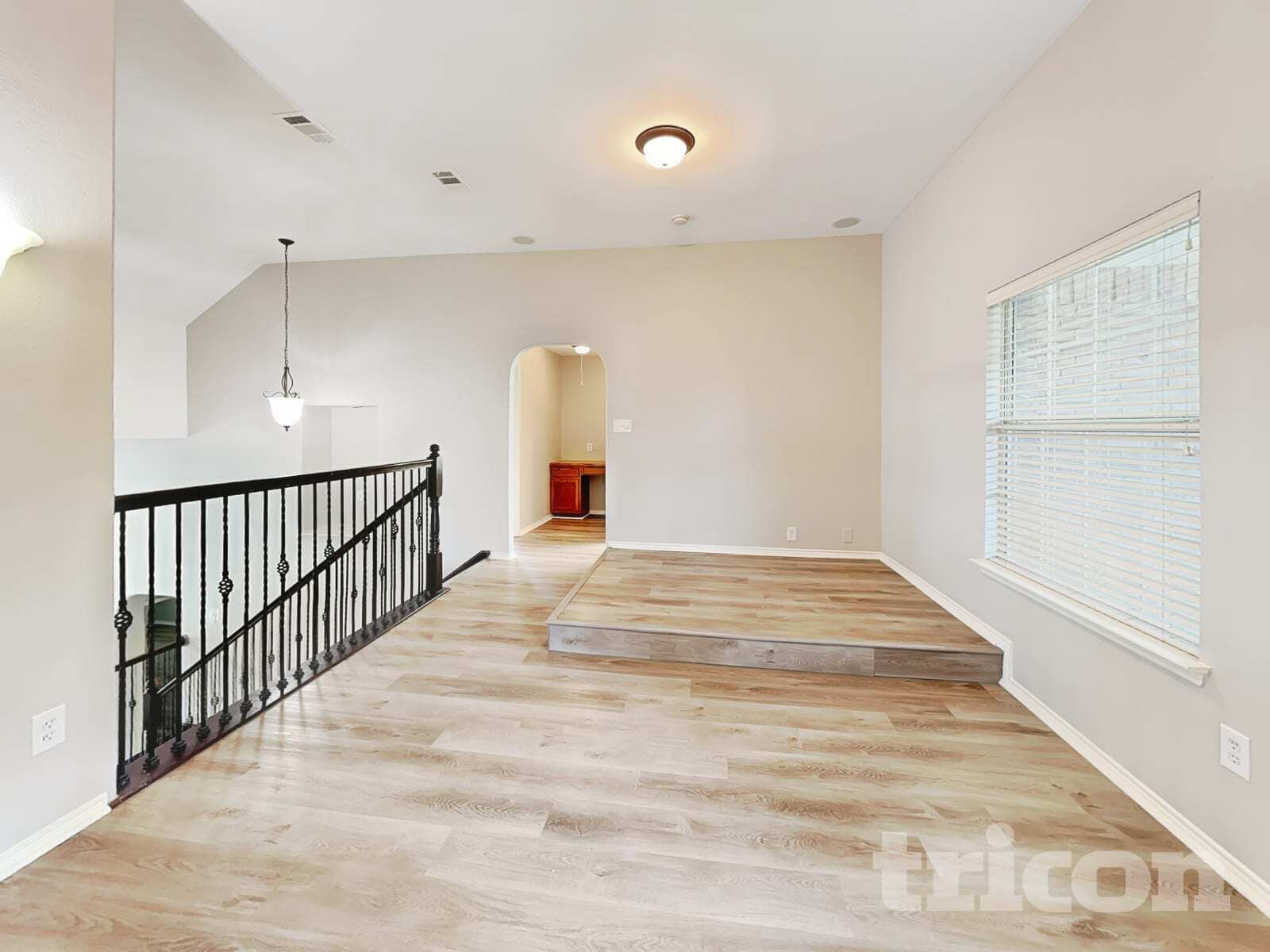 Building Photo - 5805 Paloma Blanca Dr