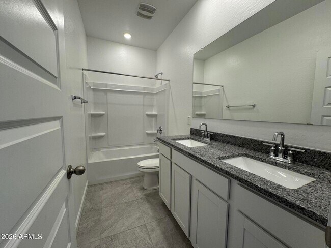 Building Photo - 5835 E Freesia Ln