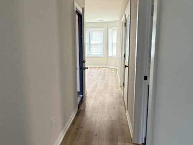 Building Photo - 1110 W Marquette Rd