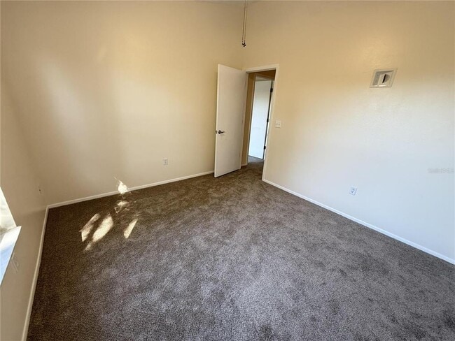 Building Photo - 12653 Longcrest Dr