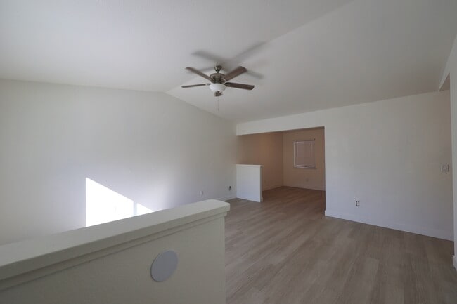 Building Photo - 761 Almond St