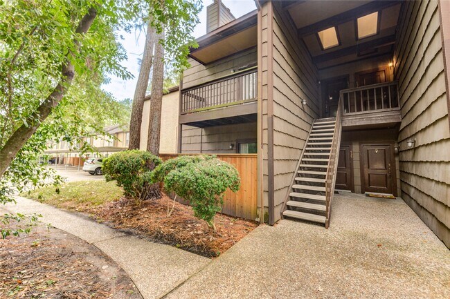 Building Photo - 11711 Memorial Dr