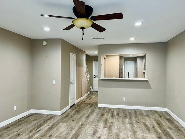 Building Photo - 79 Bentwood Ln