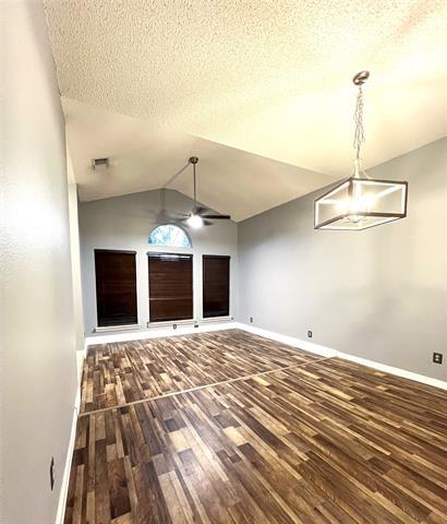 Building Photo - 7904 Fox Chase Dr