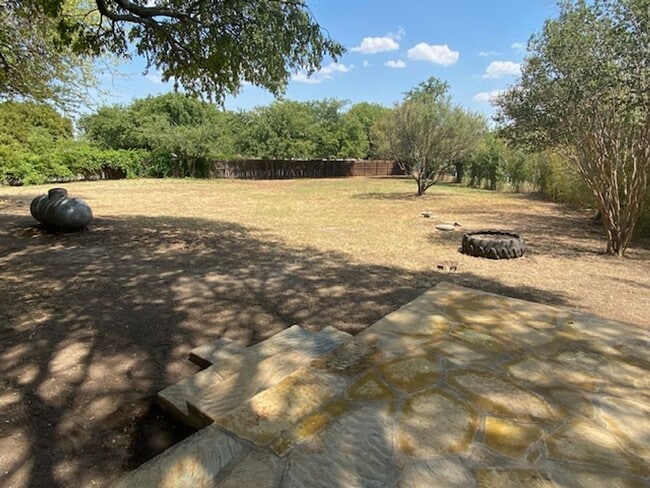 Building Photo - 3 bedroom country living mobile home