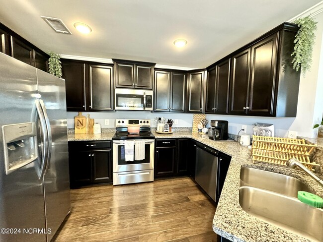 Building Photo - 3869 Stone Harbor Pl