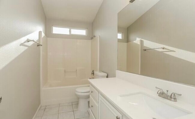 Building Photo - 5404 Lavender Ct