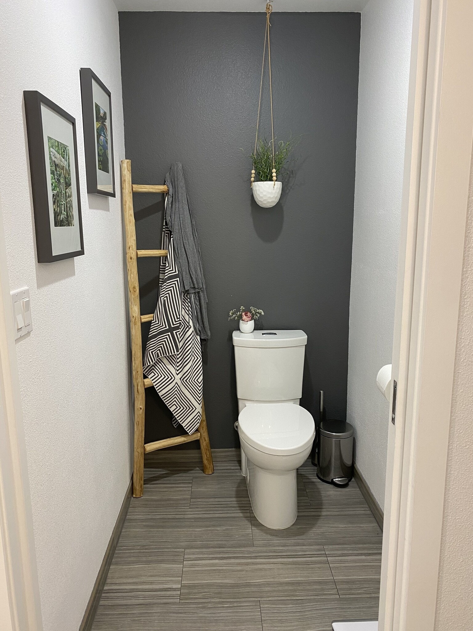 Building Photo - 877 Island Ave