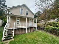 Building Photo - 102 Ivy St