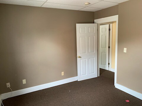 Building Photo - 2600 Elim Ave