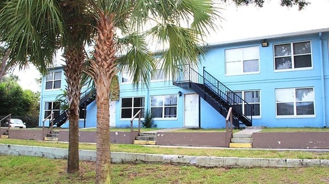 Building Photo - Residences at Oyster Creek