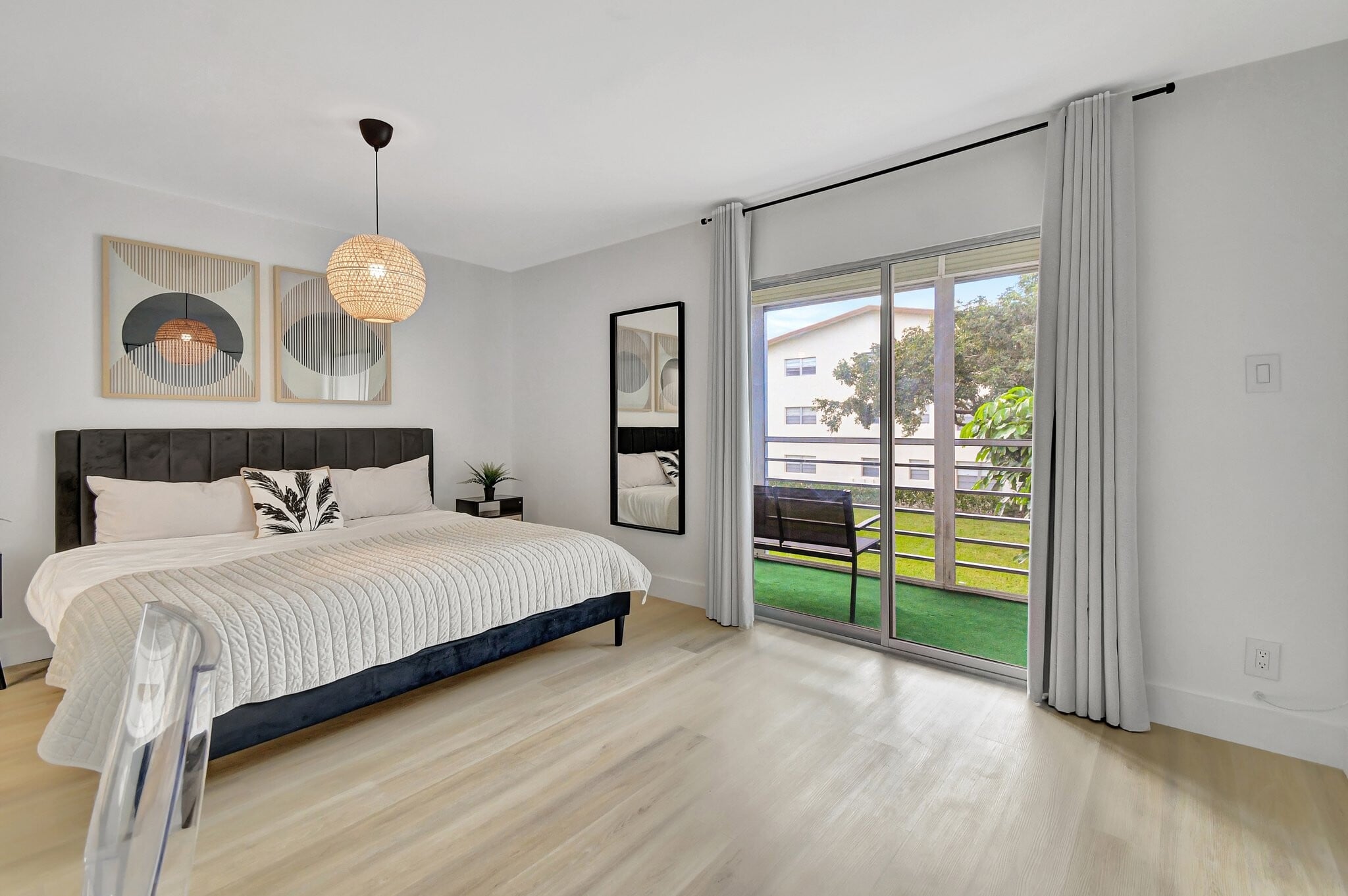 Building Photo - 111 Mansfield C