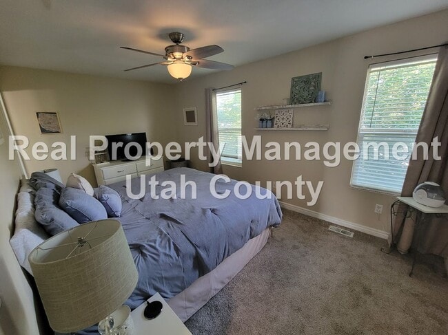Building Photo - Eagle Mountain Townhouse
