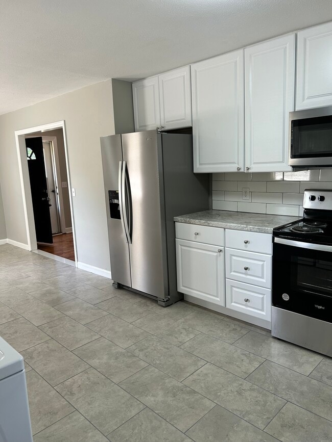 Building Photo - 5305 Bayleaf Dr