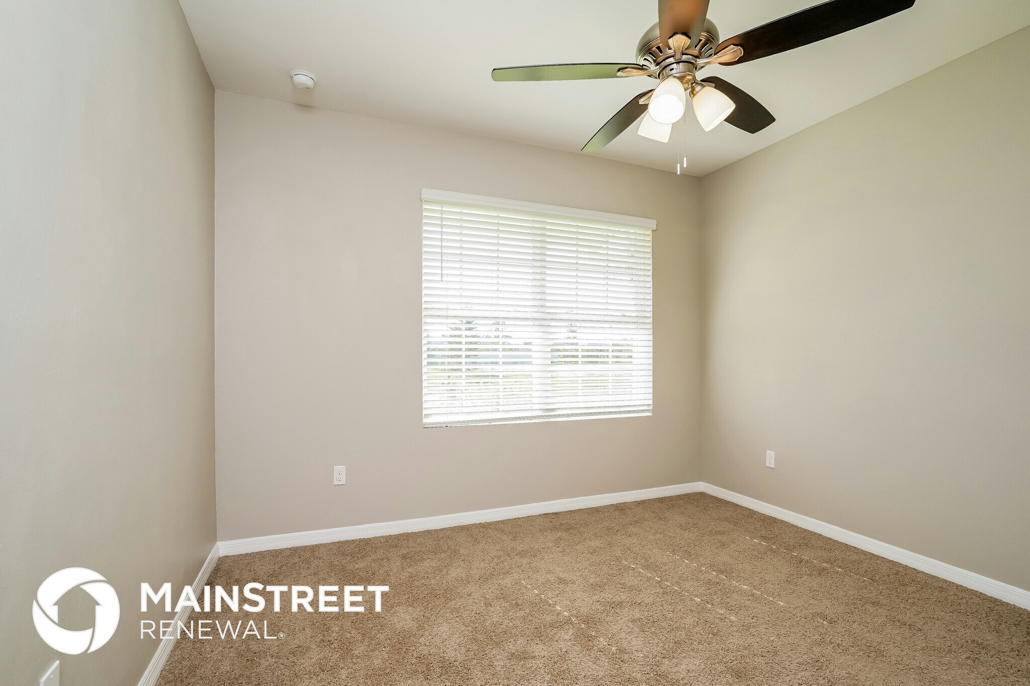 Building Photo - 1822 NE 4th Pl