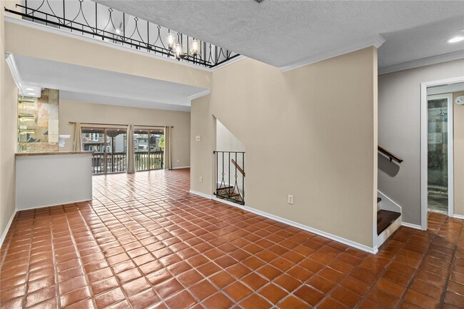 Building Photo - 18122 Bal Harbour Dr