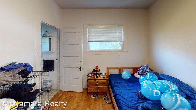Building Photo - 4 br, 1 bath House - 1354 Peach Street