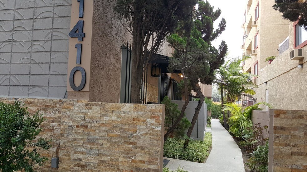 Building Photo - 1410 Venice Blvd.