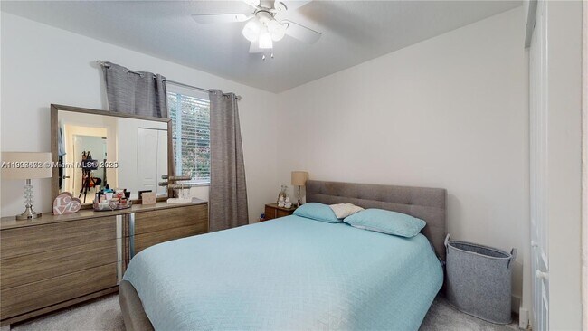 Building Photo - 13868 SW 38th Terrace