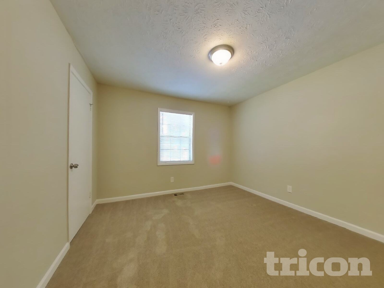 Building Photo - 4211 Clearview Dr