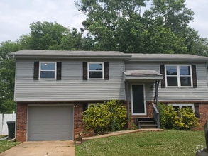 Building Photo - Beautiful & Charming 4-Bedroom Home with ...