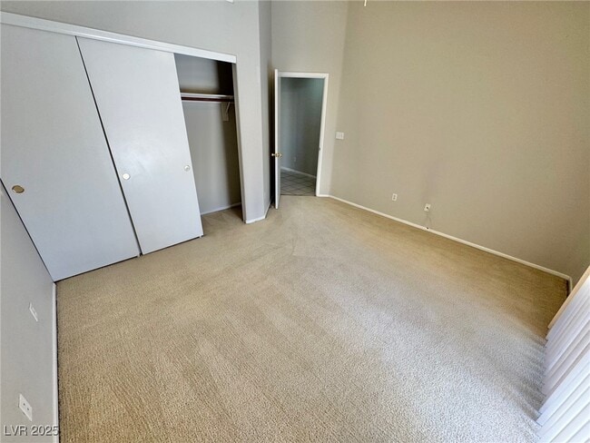 Building Photo - 5323 Estornino Ave