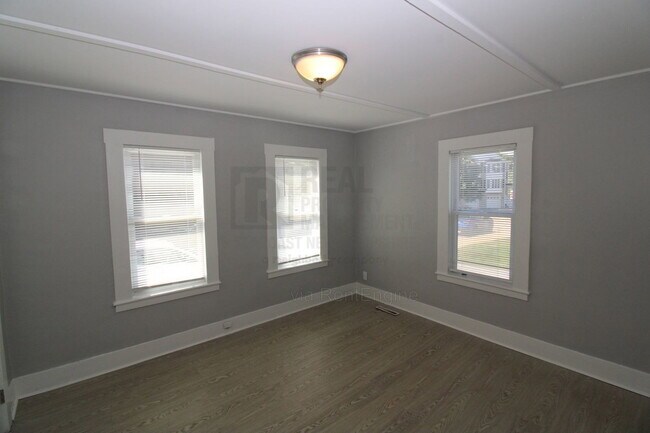 Building Photo - 53 Third Street