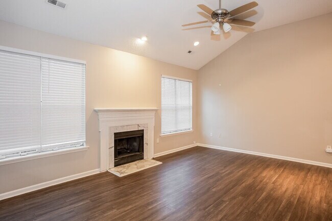 Building Photo - 7437 Reedy Creek Rd